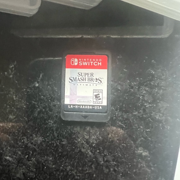 Nintendo Switch Lite with 9 games and $50 Nintendo eshop gift card - Picture 6 of 9